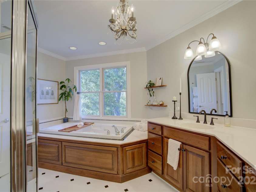 25 Madelyn Lane, Fairview, NC 28730.  MLS# CAR4309123, YatesRealty ID 26924. 