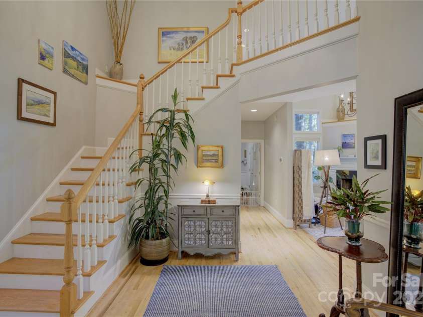 25 Madelyn Lane, Fairview, NC 28730.  MLS# CAR4309123, YatesRealty ID 26924. 