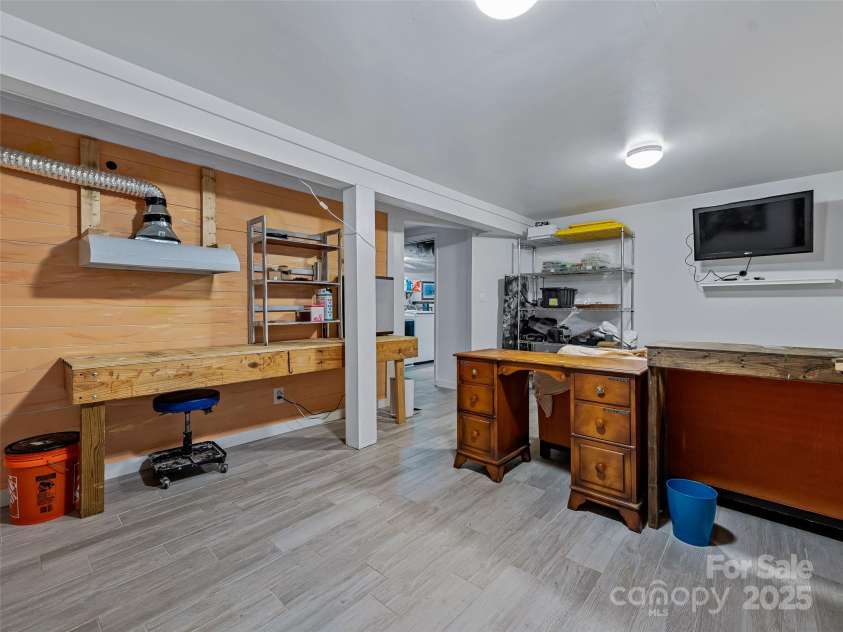 47 Grandview Road, Asheville, NC 28806.  MLS# CAR4281670, YatesRealty ID 26926. 