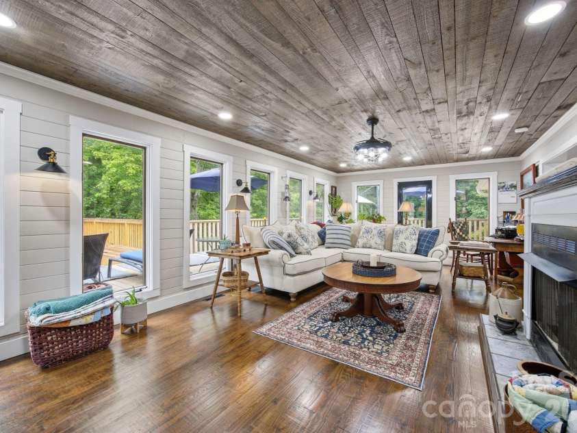 805 Pine Hill Drive, Salisbury, NC 28146.  MLS# CAR4387687, YatesRealty ID 26926. 