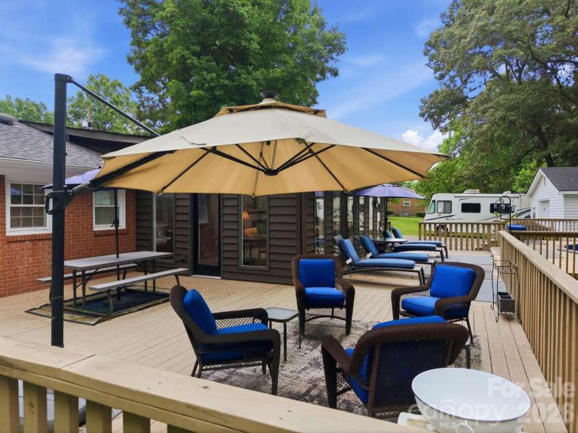 805 Pine Hill Drive, Salisbury, NC 28146.  MLS# CAR4387687, YatesRealty ID 26926. 
