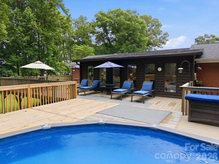 805 Pine Hill Drive, Salisbury, NC 28146.  MLS# CAR4387687, YatesRealty ID 26926. 