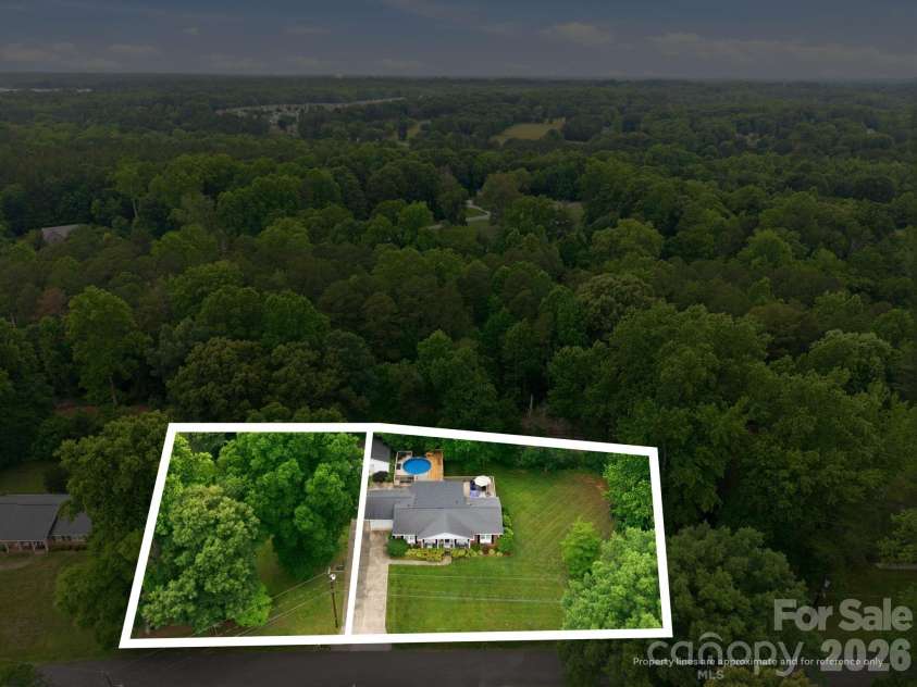 805 Pine Hill Drive, Salisbury, NC 28146.  MLS# CAR4387687, YatesRealty ID 26926. 