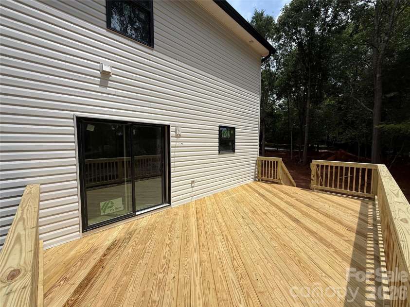 5069 Tara Tea Drive, Tega Cay, SC 29708.  MLS# CAR4388227, YatesRealty ID 26928. 