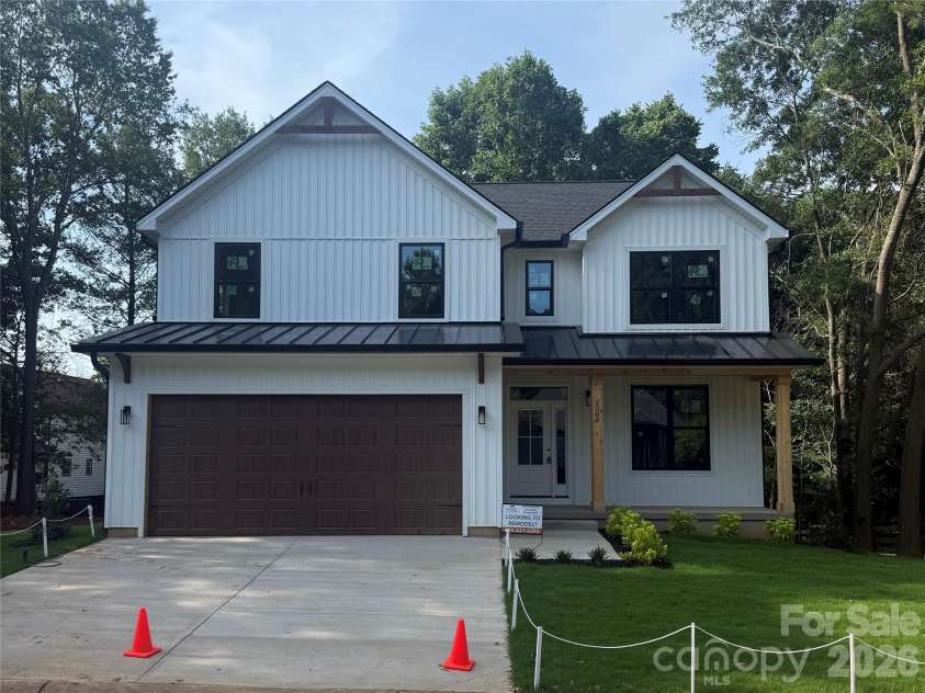 5069 Tara Tea Drive, Tega Cay, SC 29708.  MLS# CAR4388227, YatesRealty ID 26928. 