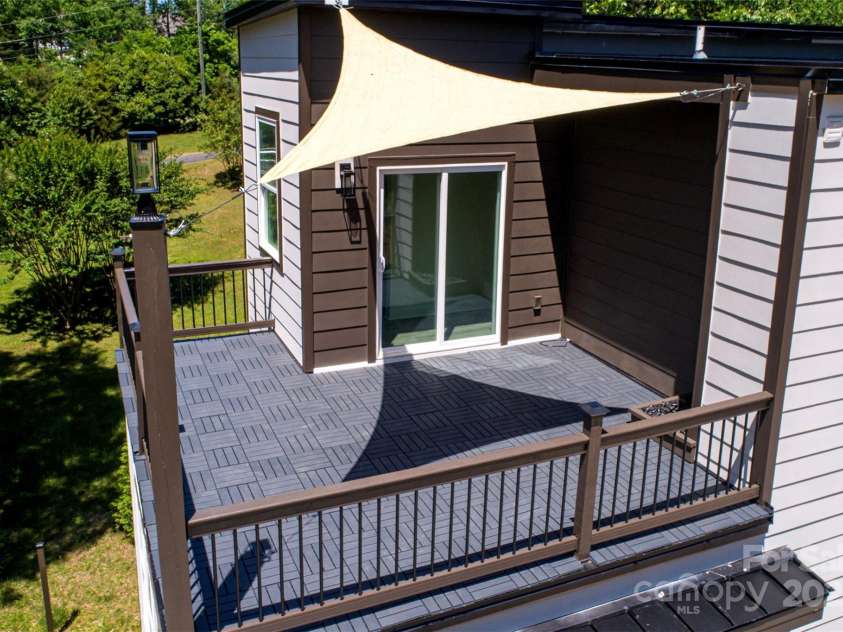 6534 Providence Road, Charlotte, NC 28226.  MLS# CAR4204470, YatesRealty ID 26928. 