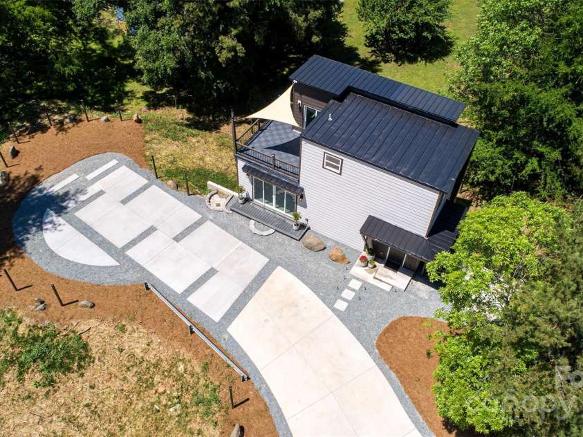 6534 Providence Road, Charlotte, NC 28226.  MLS# CAR4204470, YatesRealty ID 26928. 