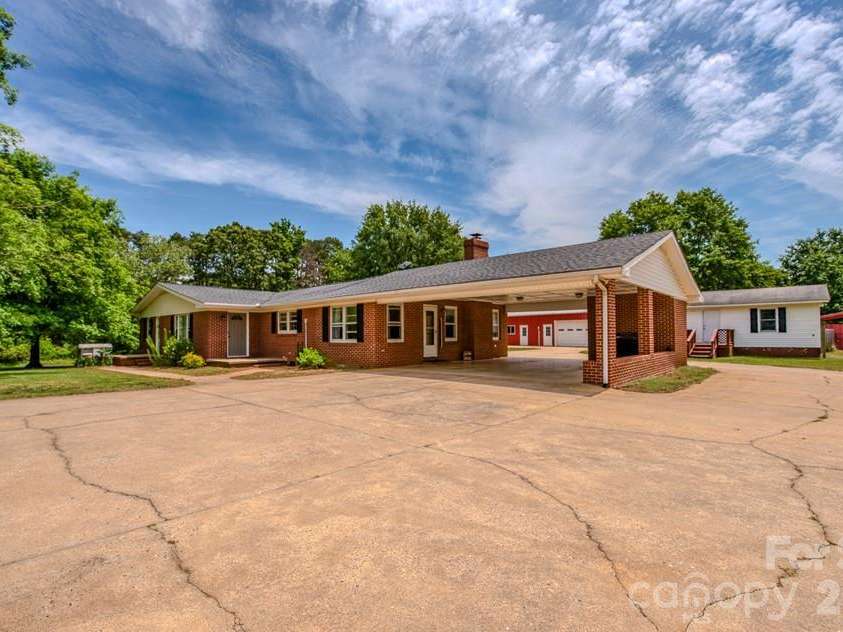 1241 County Line Road, Rutherfordton, NC 28139.  MLS# CAR4387812, YatesRealty ID 26929. 