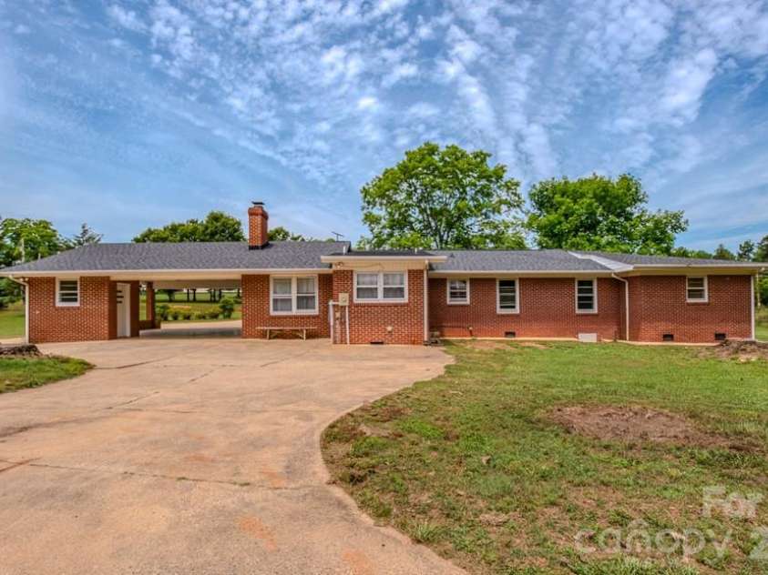 1241 County Line Road, Rutherfordton, NC 28139.  MLS# CAR4387812, YatesRealty ID 26929. 