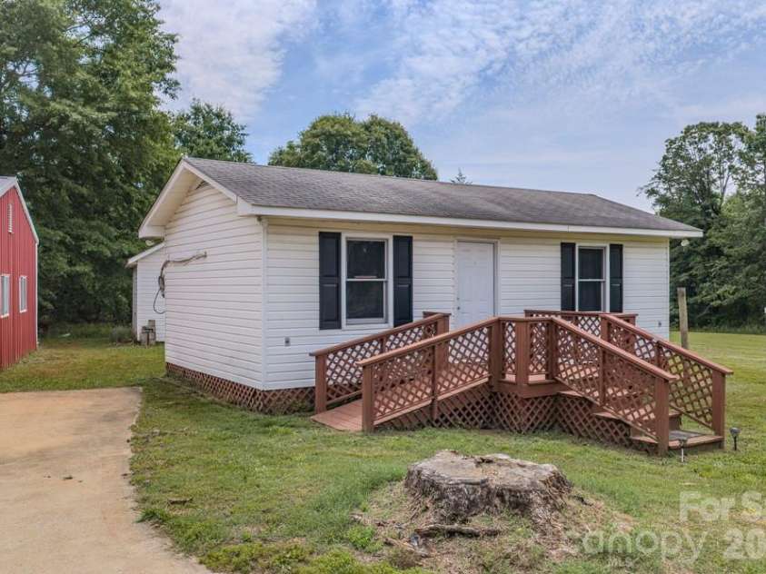 1241 County Line Road, Rutherfordton, NC 28139.  MLS# CAR4387812, YatesRealty ID 26929. 