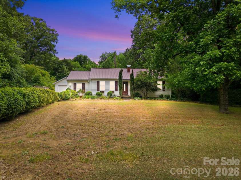 211 Sowers Ferry Road, Salisbury, NC 28144.  MLS# CAR4388272, YatesRealty ID 26930. 