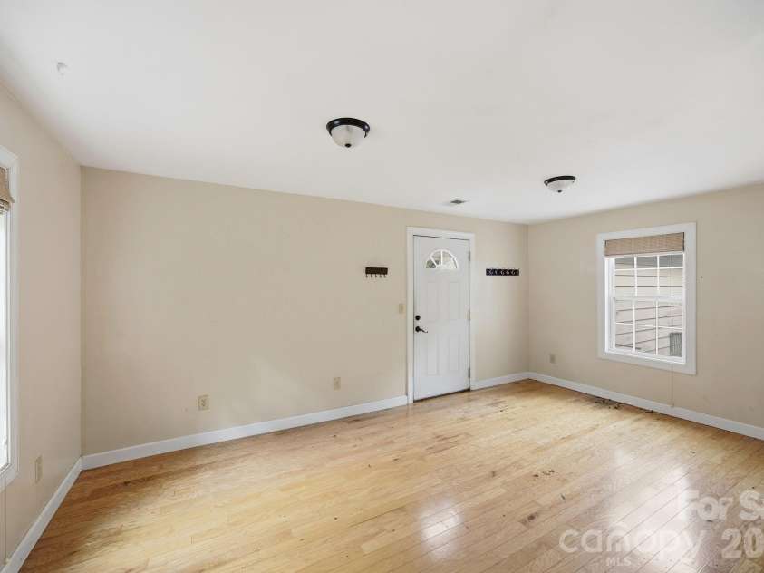 211 Sowers Ferry Road, Salisbury, NC 28144.  MLS# CAR4388272, YatesRealty ID 26930. 
