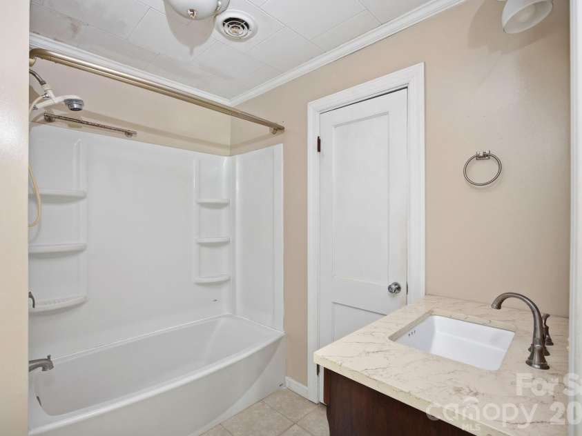 211 Sowers Ferry Road, Salisbury, NC 28144.  MLS# CAR4388272, YatesRealty ID 26930. 