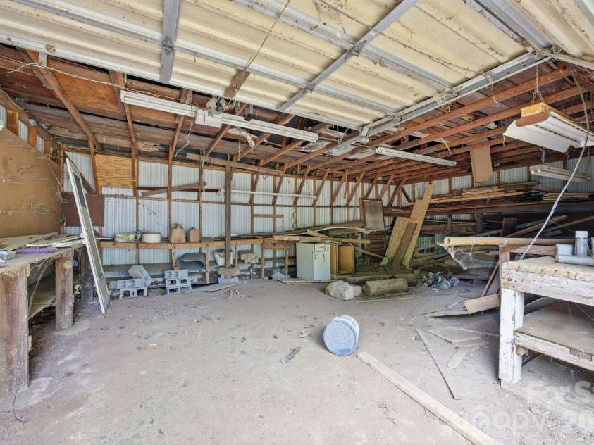 211 Sowers Ferry Road, Salisbury, NC 28144.  MLS# CAR4388272, YatesRealty ID 26930. 
