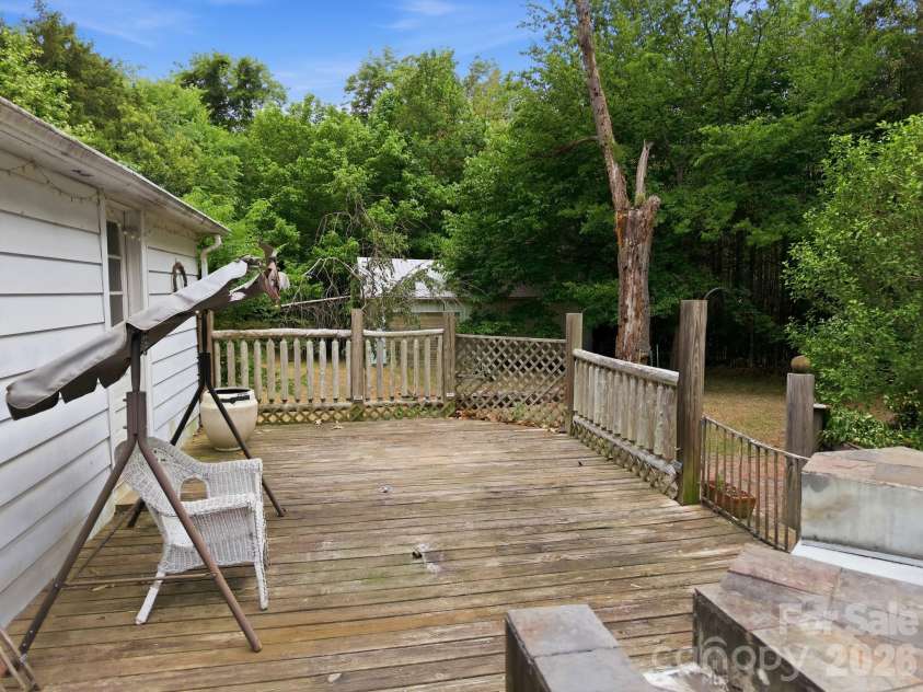 211 Sowers Ferry Road, Salisbury, NC 28144.  MLS# CAR4388272, YatesRealty ID 26930. 