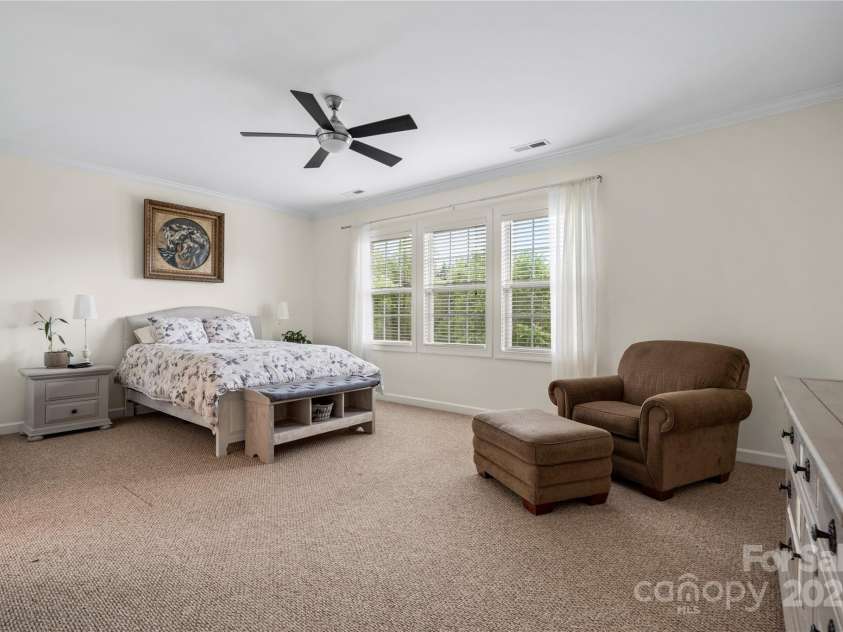 422 Deer Brush Lane, Waxhaw, NC 28173.  MLS# CAR4253488, YatesRealty ID 26930. Primary Bedroom