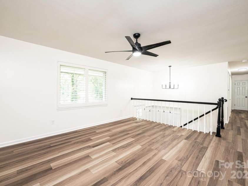 1309 Poplar Circle, Newton, NC 28658.  MLS# CAR4272875, YatesRealty ID 26931. 