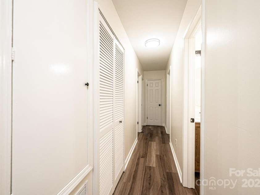 1309 Poplar Circle, Newton, NC 28658.  MLS# CAR4272875, YatesRealty ID 26931. 