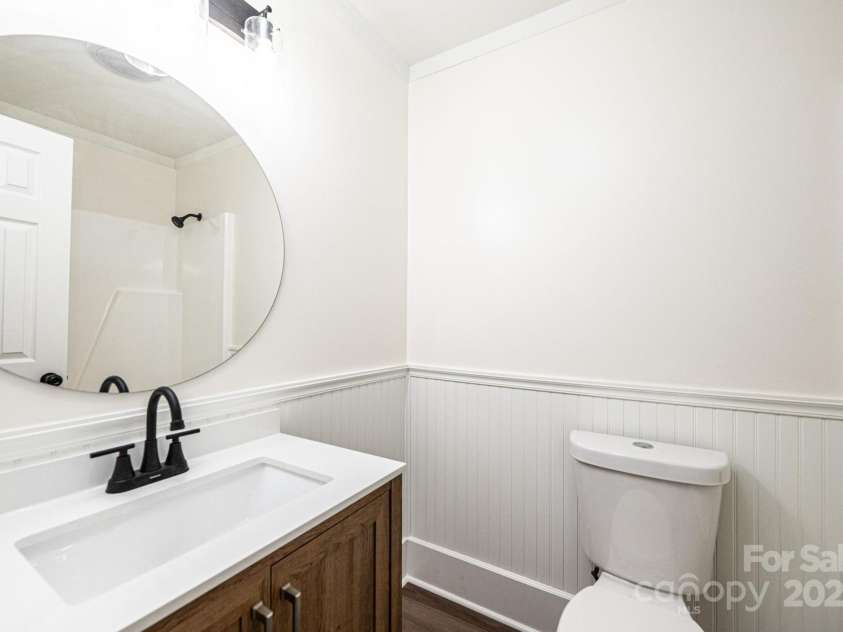 1309 Poplar Circle, Newton, NC 28658.  MLS# CAR4272875, YatesRealty ID 26931. 