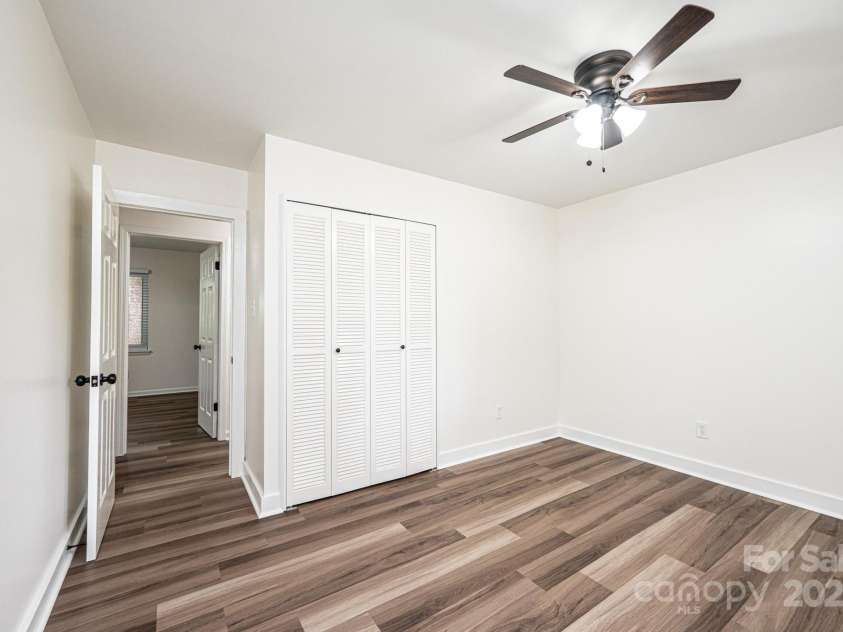 1309 Poplar Circle, Newton, NC 28658.  MLS# CAR4272875, YatesRealty ID 26931. 