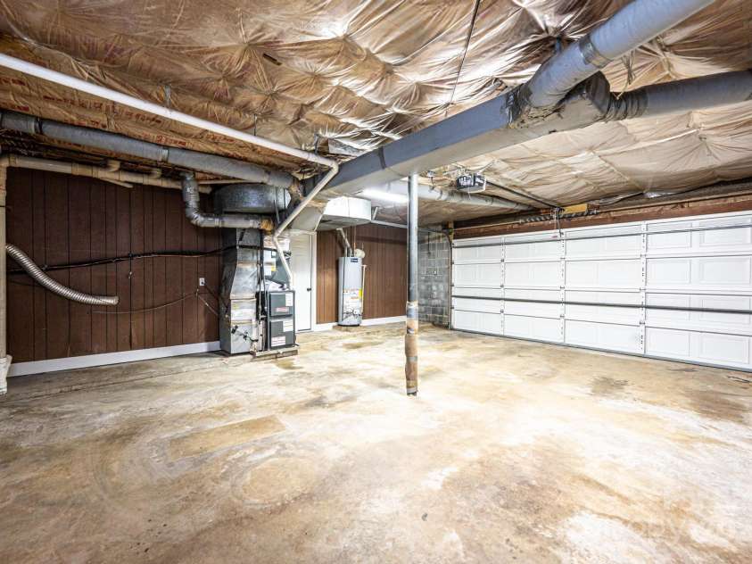 1309 Poplar Circle, Newton, NC 28658.  MLS# CAR4272875, YatesRealty ID 26931. 