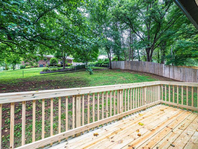 1309 Poplar Circle, Newton, NC 28658.  MLS# CAR4272875, YatesRealty ID 26931. 