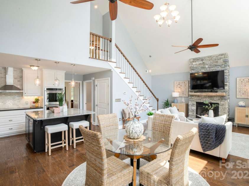 612 Berry Hill Drive, Norwood, NC 28128.  MLS# CAR4267025, YatesRealty ID 26932. 
