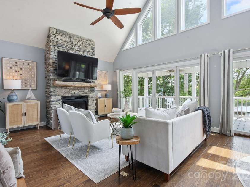 612 Berry Hill Drive, Norwood, NC 28128.  MLS# CAR4267025, YatesRealty ID 26932. 