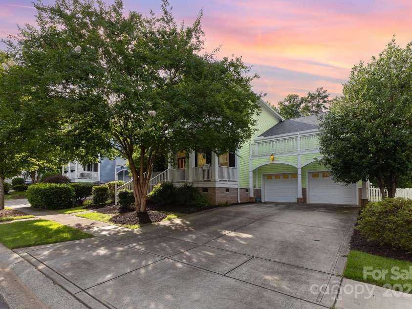 9210 Ginhouse Lane, Charlotte, NC 28277.  MLS# CAR4266408, YatesRealty ID 26933. 