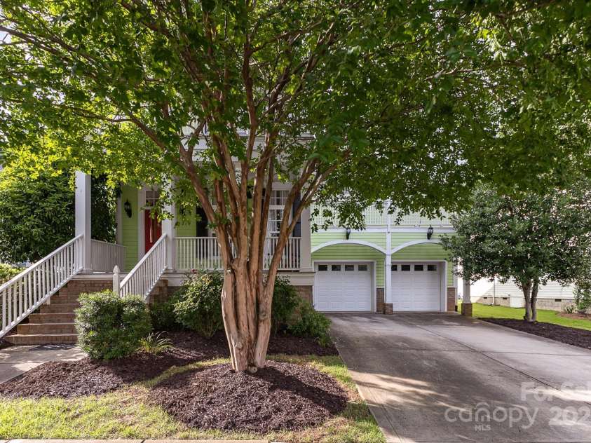 9210 Ginhouse Lane, Charlotte, NC 28277.  MLS# CAR4266408, YatesRealty ID 26933. 