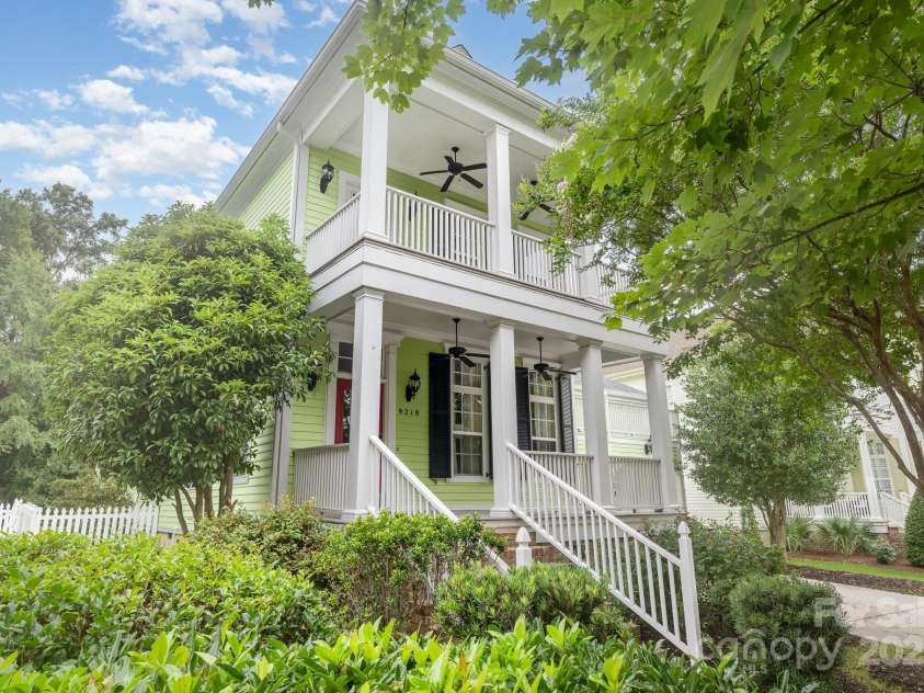 9210 Ginhouse Lane, Charlotte, NC 28277.  MLS# CAR4266408, YatesRealty ID 26933. 