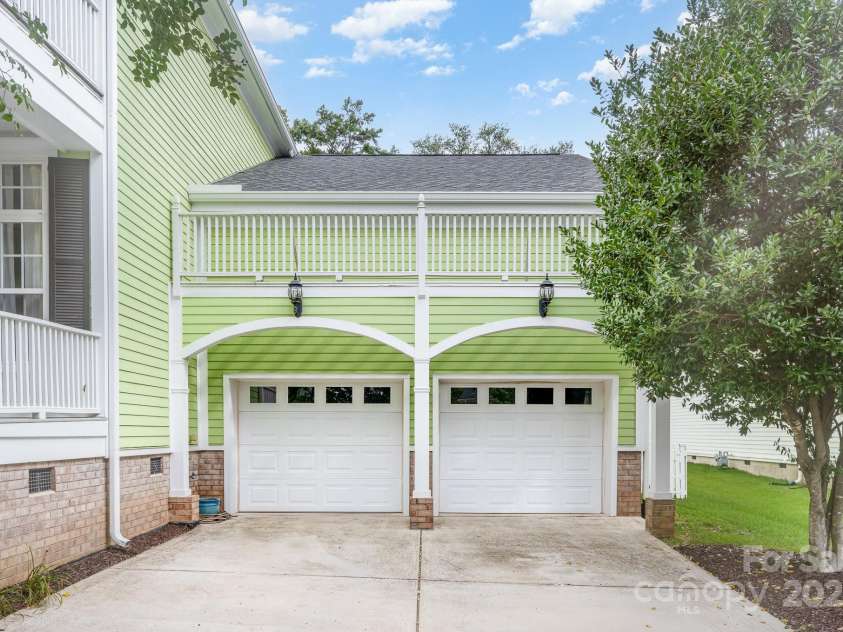 9210 Ginhouse Lane, Charlotte, NC 28277.  MLS# CAR4266408, YatesRealty ID 26933. 