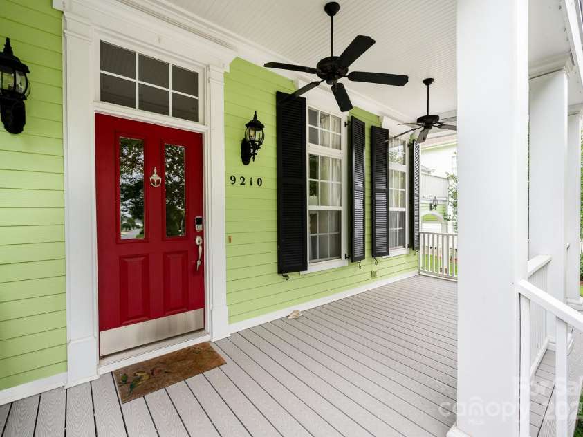 9210 Ginhouse Lane, Charlotte, NC 28277.  MLS# CAR4266408, YatesRealty ID 26933. 
