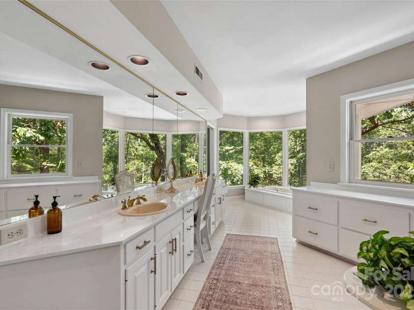310 Southwood Lane, Columbus, NC 28722.  MLS# CAR4265730, YatesRealty ID 26934. 