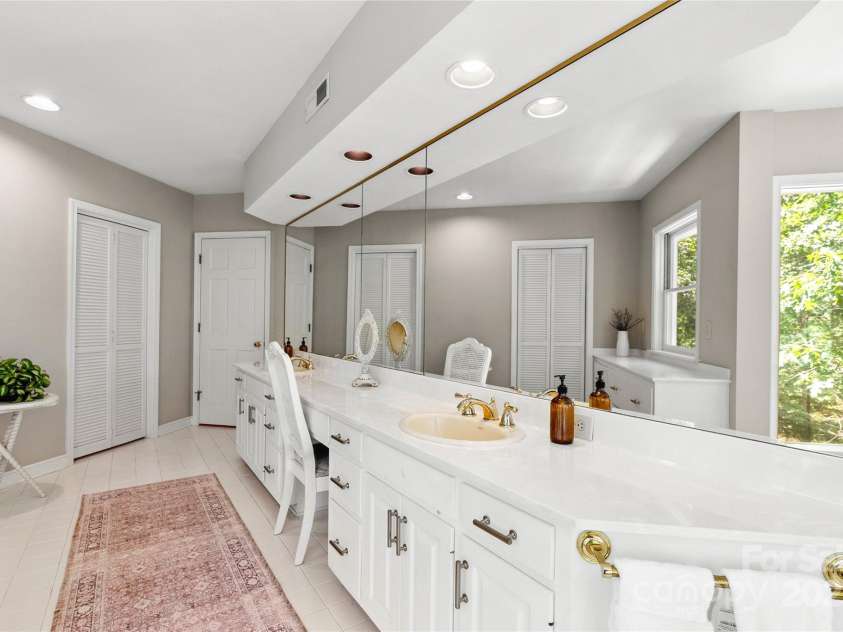 310 Southwood Lane, Columbus, NC 28722.  MLS# CAR4265730, YatesRealty ID 26934. 