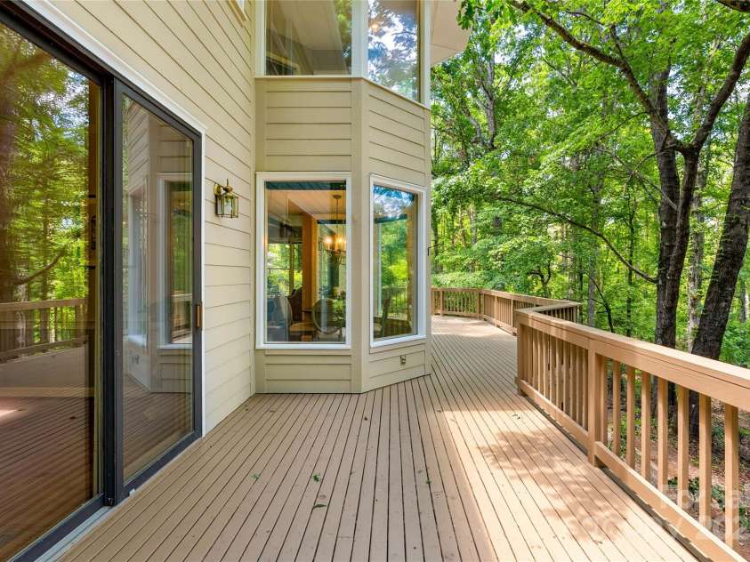 310 Southwood Lane, Columbus, NC 28722.  MLS# CAR4265730, YatesRealty ID 26934. 