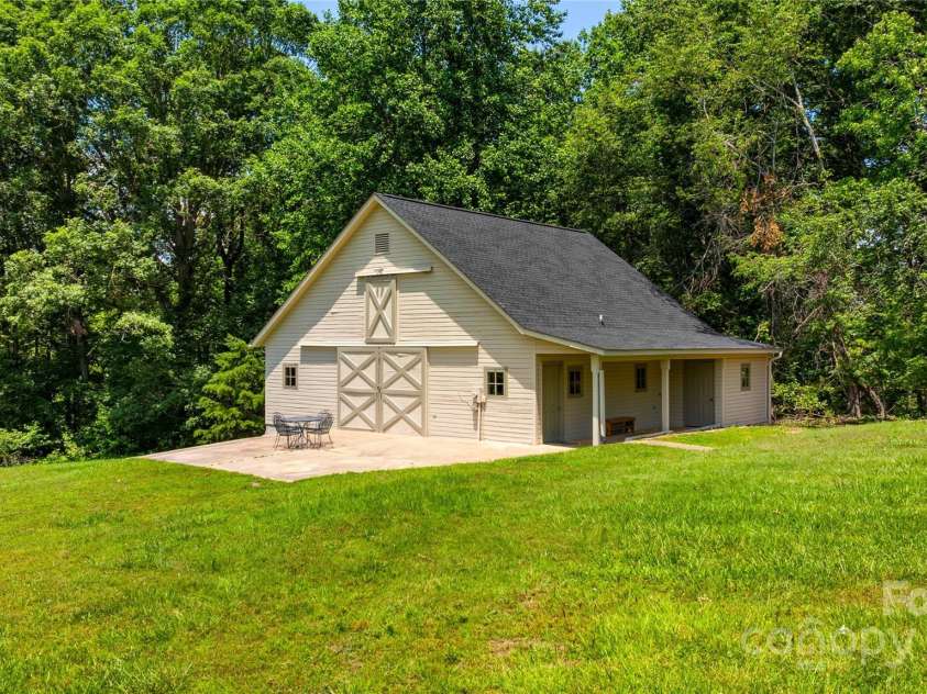 310 Southwood Lane, Columbus, NC 28722.  MLS# CAR4265730, YatesRealty ID 26934. 