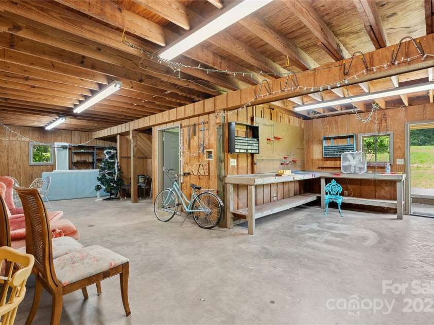 310 Southwood Lane, Columbus, NC 28722.  MLS# CAR4265730, YatesRealty ID 26934. 
