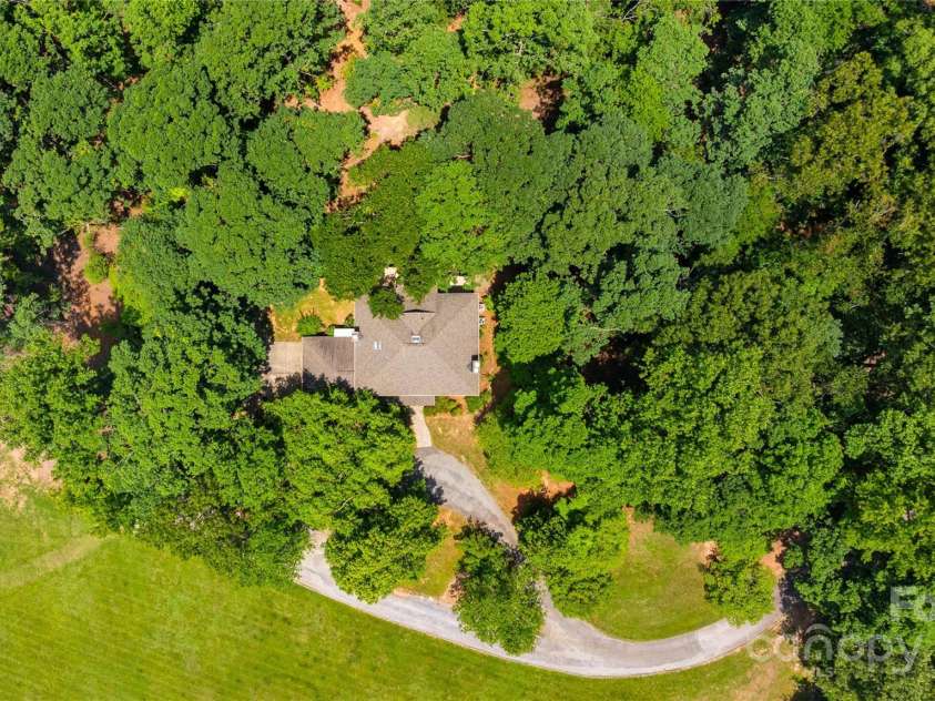 310 Southwood Lane, Columbus, NC 28722.  MLS# CAR4265730, YatesRealty ID 26934. 