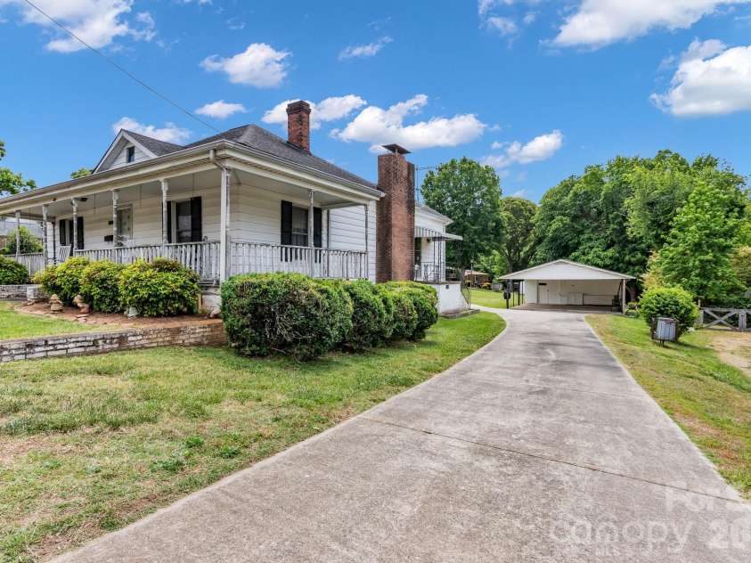 310 Ryder Avenue, Landis, NC 28088.  MLS# CAR4388381, YatesRealty ID 26935. 