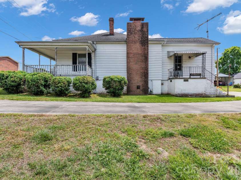 310 Ryder Avenue, Landis, NC 28088.  MLS# CAR4388381, YatesRealty ID 26935. 