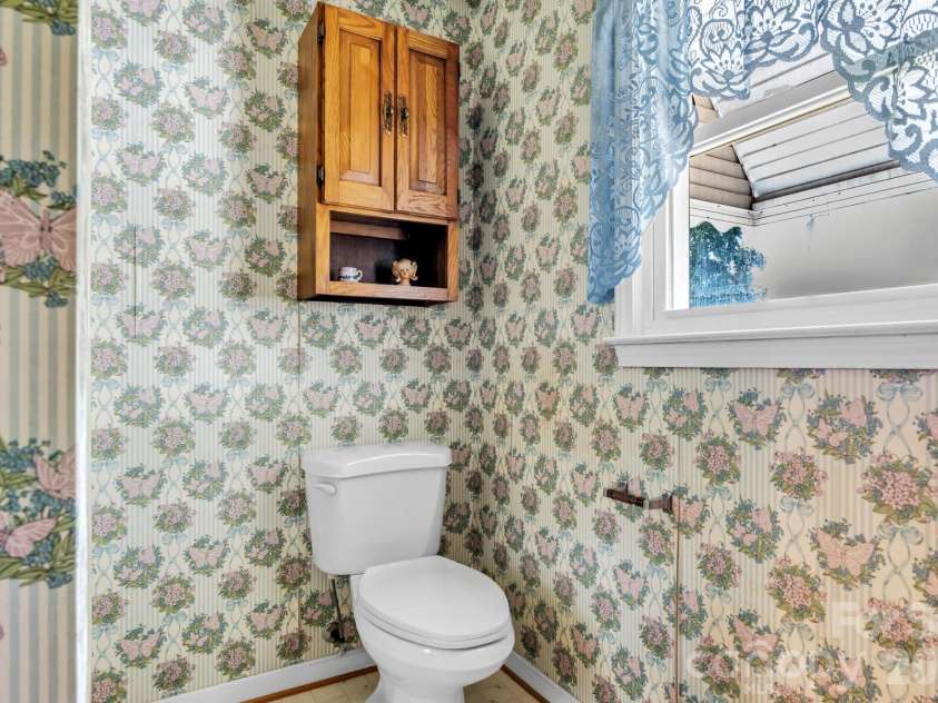 310 Ryder Avenue, Landis, NC 28088.  MLS# CAR4388381, YatesRealty ID 26935. 