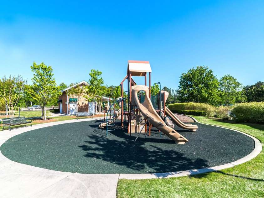 17436 Hawks View Drive, Indian Land, SC 29707.  MLS# CAR4309936, YatesRealty ID 26937. Grandparent's Park