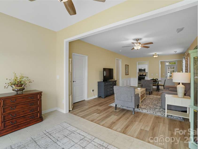 17436 Hawks View Drive, Indian Land, SC 29707.  MLS# CAR4309936, YatesRealty ID 26937. Sunroom Open to Living/Dining room