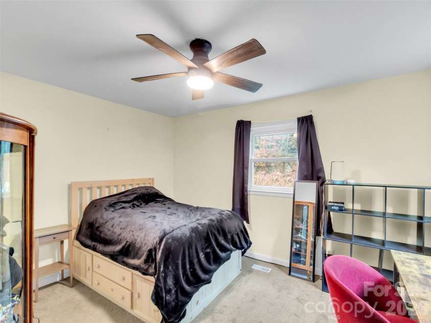 126 Arrowwood Way, Canton, NC 28716.  MLS# CAR4388452, YatesRealty ID 26938. 