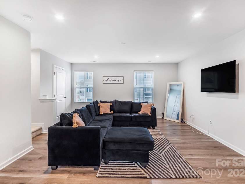 2051 Langer Street, Charlotte, NC 28214.  MLS# CAR4245334, YatesRealty ID 26938. Living room