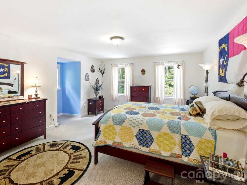 37 Pine Bluff Road, Hendersonville, NC 28792.  MLS# CAR4388445, YatesRealty ID 26939. 