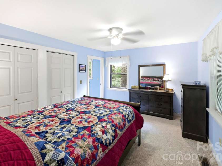 37 Pine Bluff Road, Hendersonville, NC 28792.  MLS# CAR4388445, YatesRealty ID 26939. 