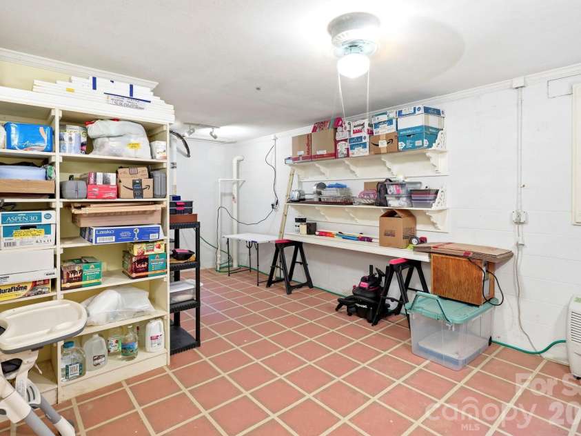 37 Pine Bluff Road, Hendersonville, NC 28792.  MLS# CAR4388445, YatesRealty ID 26939. 