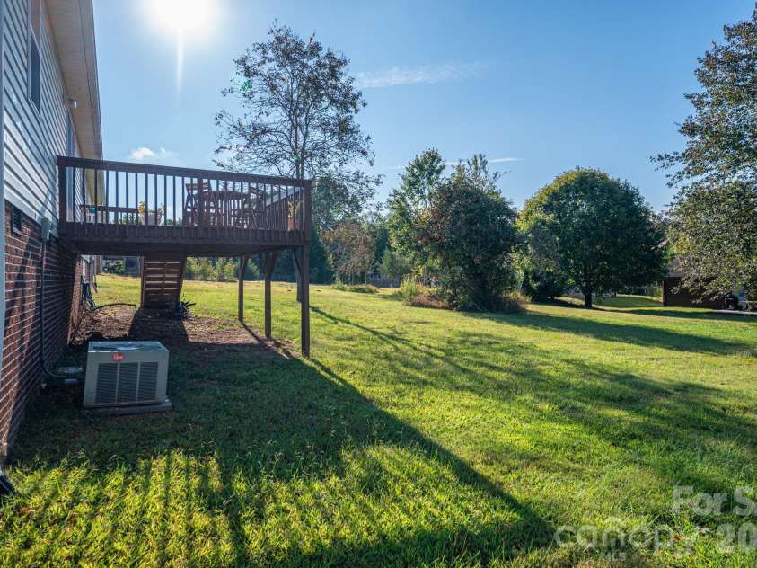 1371 Millrace Drive, Conover, NC 28613.  MLS# CAR4303255, YatesRealty ID 2694. Backyard